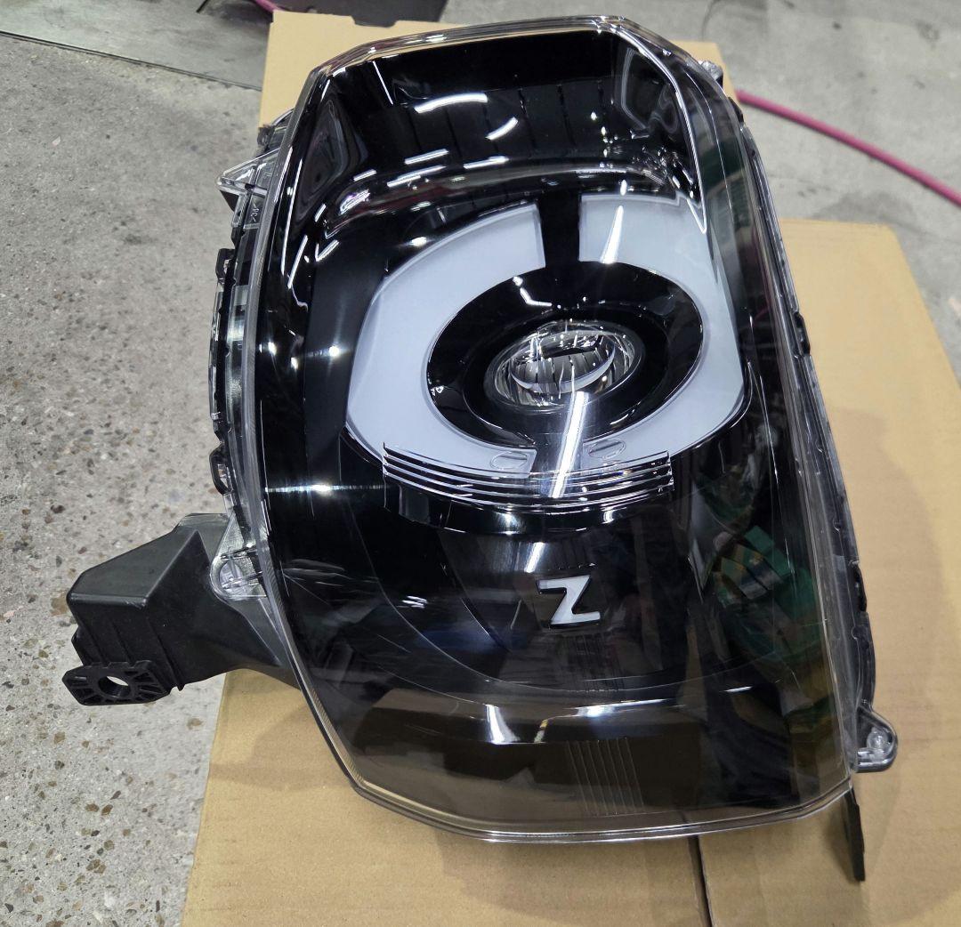 JF5　HONDA　N-BOX　左側