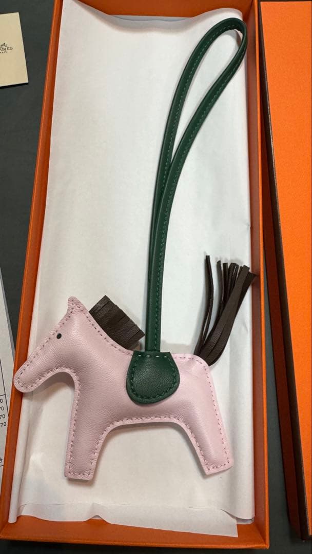 【新品未使用】エルメス ロデオ PM チャーム ローズ・ダーリン【2025年製】