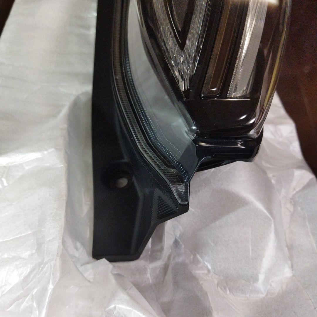 N-BOX カスタムJF3 テールランプ33550-TTA-J513-M1左側