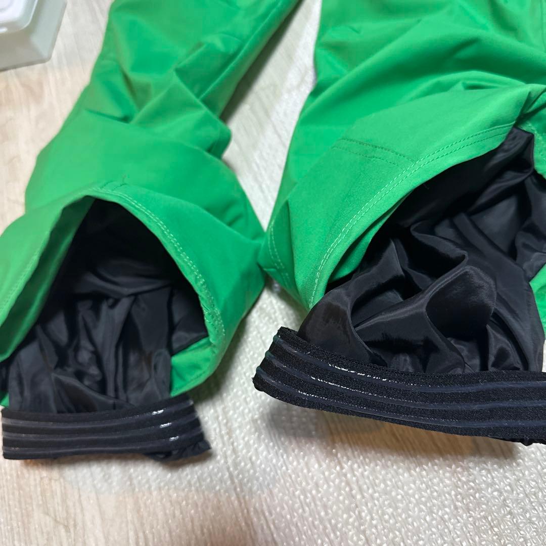 【美品】phenix スキーウェアー女性レディースMサイズ