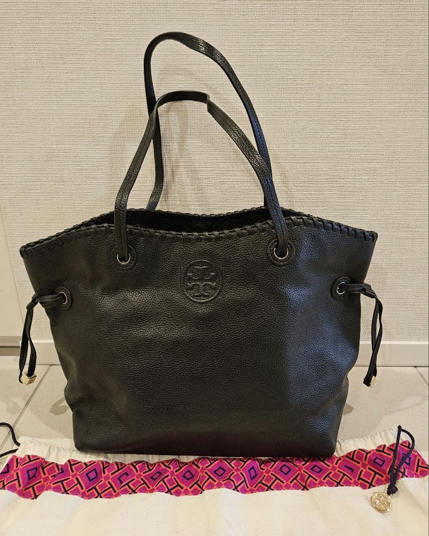 パンダ！！トリーバーチTory Burch　レザーショルダーバッグ