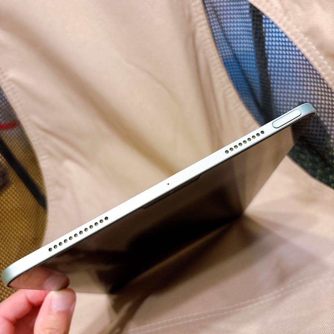 iPad Air 第4世代 Wi-Fiモデル 64GB おまけ付き