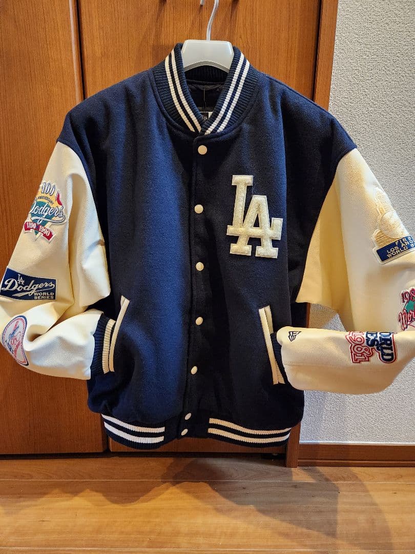 【新品未使用】ドジャース ニューエラ スタジャン ヴァーシティジャケット M