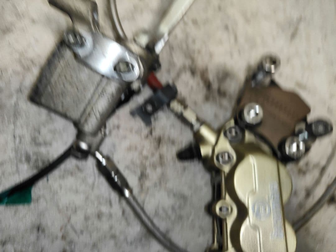 SE44J 2型 シグナスX 用 4ポッドブレンボ フランドー製サポート付き