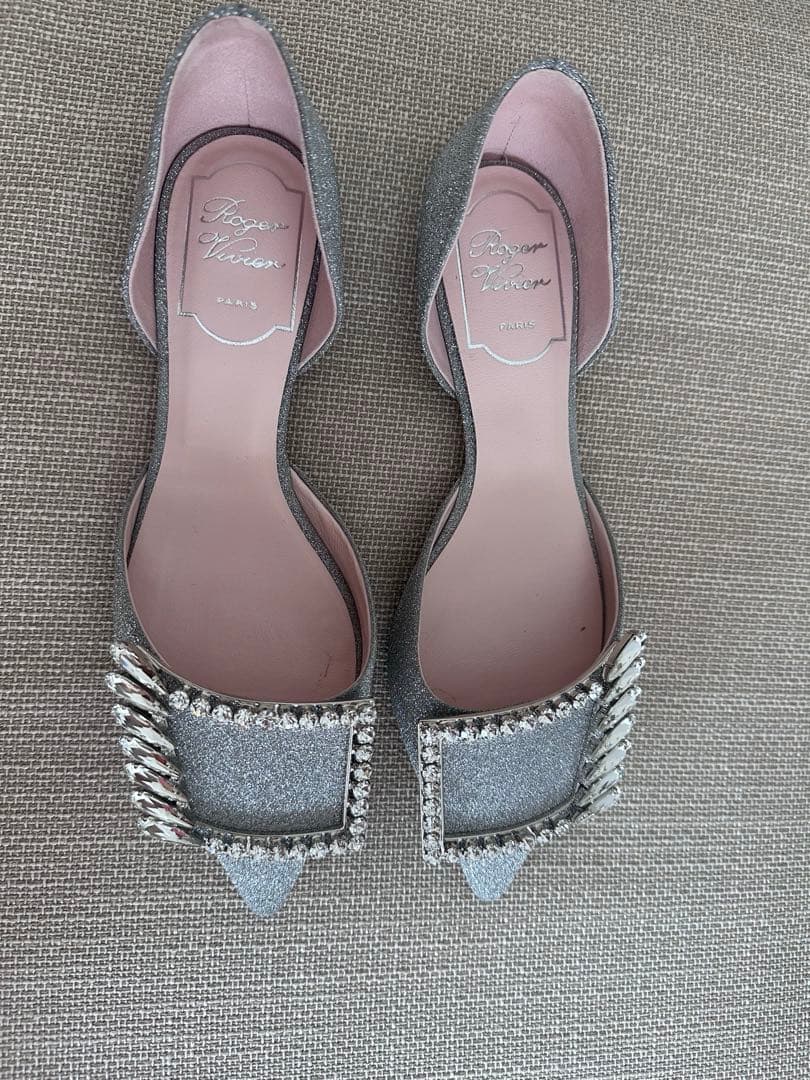 roger vivier ロジェヴィヴィエ フラットシューズ