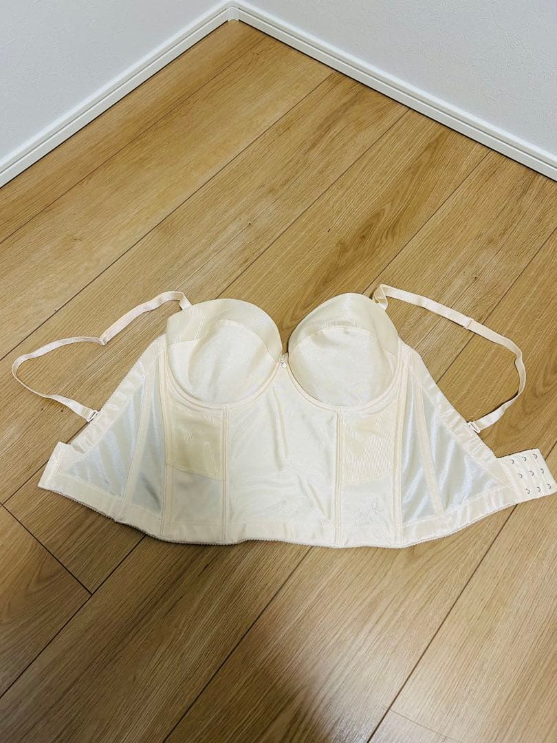 ブライダルインナーセット　ベージュ　バストF75 バスト98