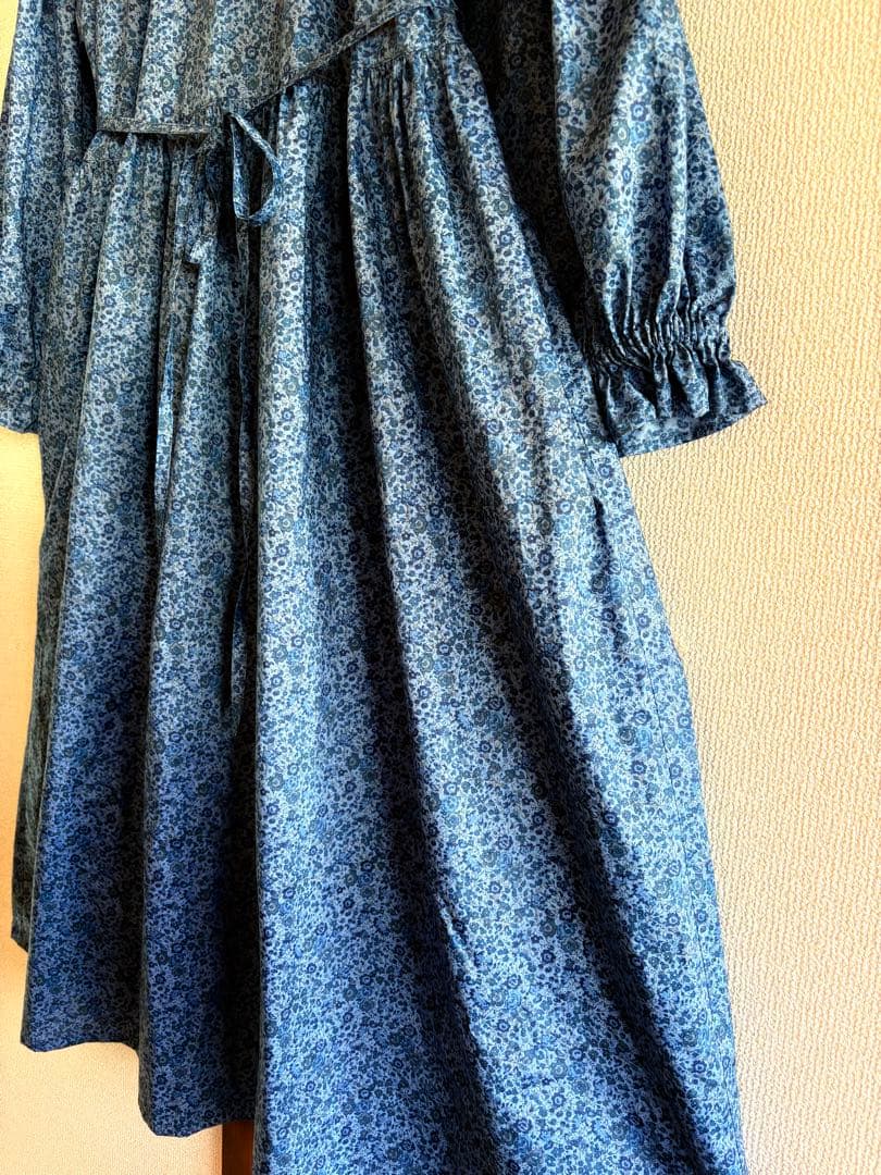 LIBERTY リバティ　ハンドメイド　ワンピース　ブルー　青　handmade