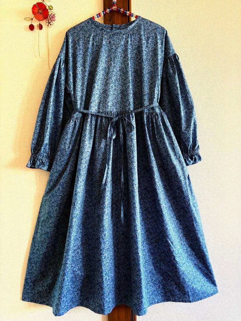 LIBERTY リバティ　ハンドメイド　ワンピース　ブルー　青　handmade