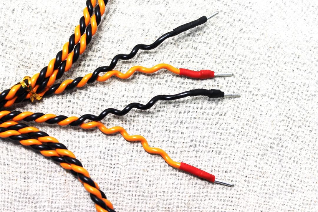 たこやき　BELDENベルデン9497 2ｍ×4本　新品ピンプラグ