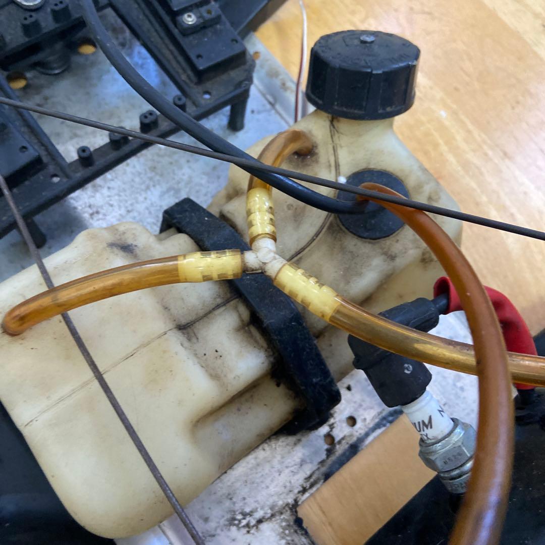 1/5FGラジコンカーシャーシ エンジン搭載 部品取り等に。