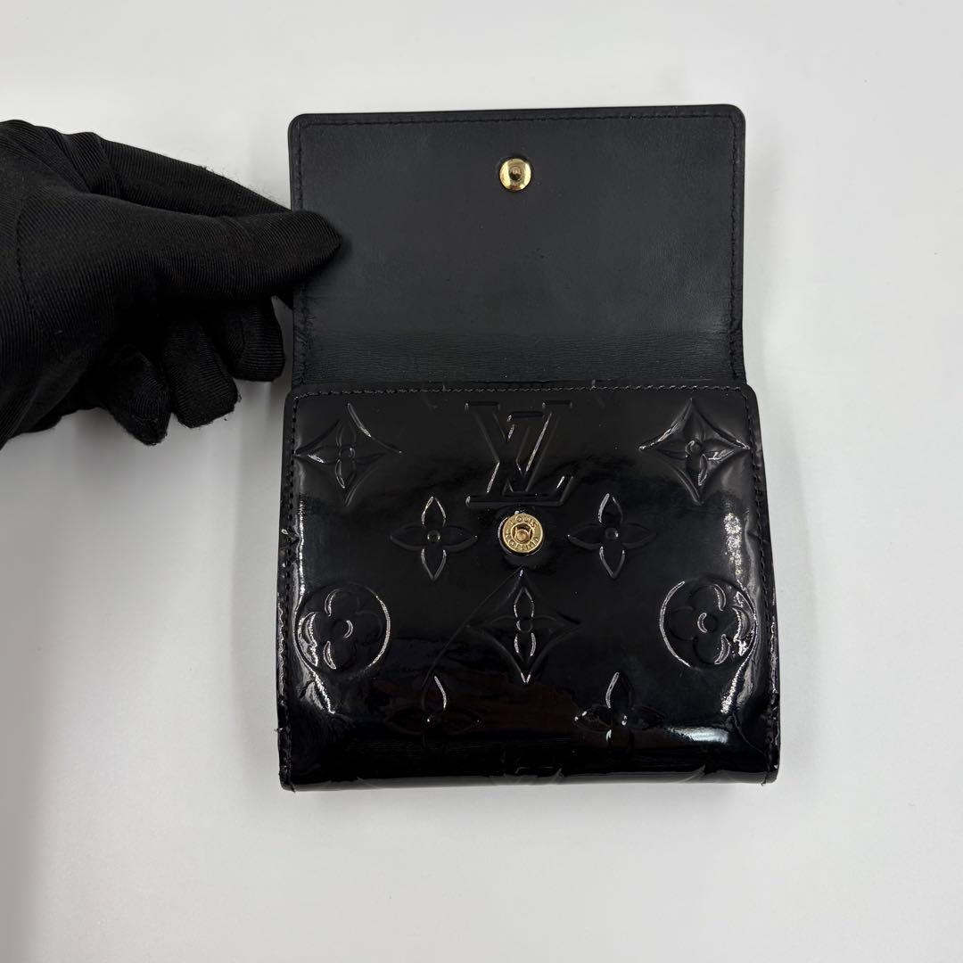 【美品】LOUIS VUITTON ルイヴィトン ヴェルニ Wホック 742