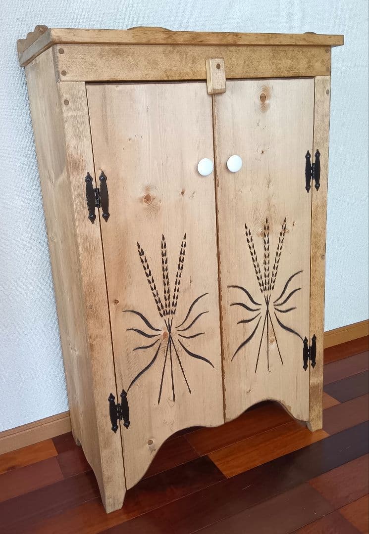 週末（金※土※日）価格＊カントリー家具＊麦の穂＊パントリー（訳あり価格）