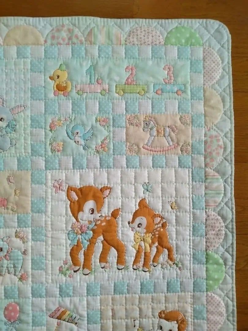 出産祝　ベビーキルトブランケット、マット、ハンドメイド、アニマル、88×86cm