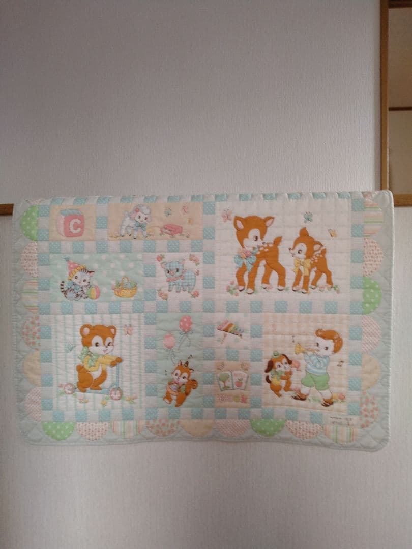出産祝　ベビーキルトブランケット、マット、ハンドメイド、アニマル、88×86cm