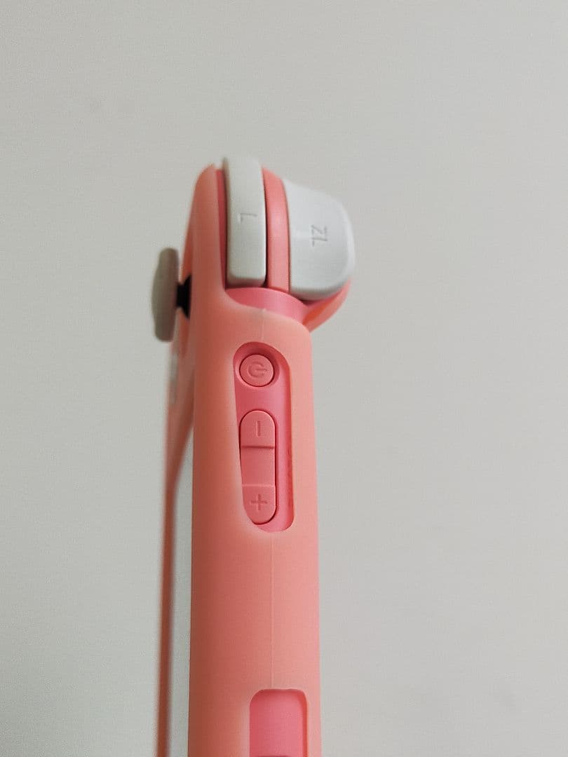 任天堂 Nintendo Switch lite コーラル ピンク 本体のみ