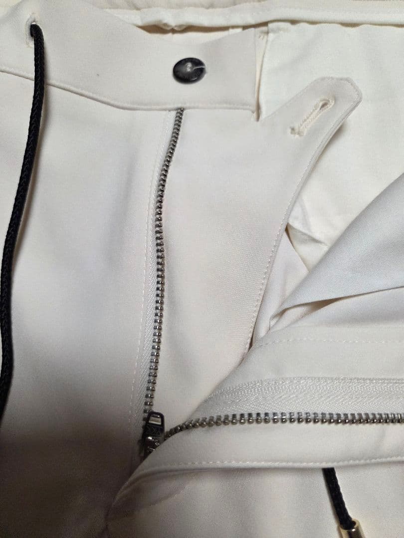 【新品】ジャブスアルキヴィオ　MASACCIO　ナイロンツイル　白　48　春秋冬