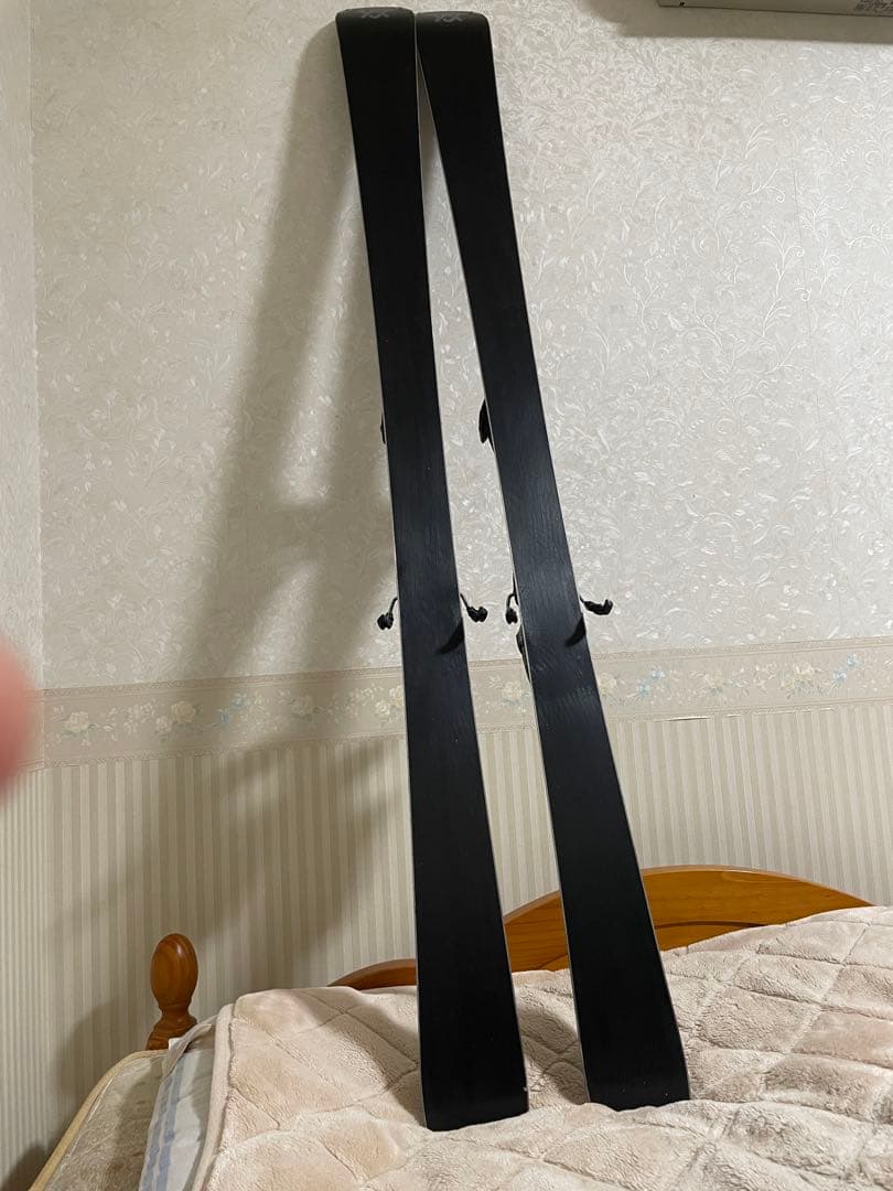 ■スキーセット　VOLKL DEACON 75 BLACK（161㎝）