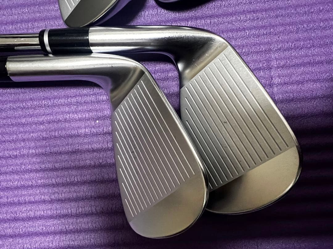 PRGR02 アイアンセット 4本（7〜P）