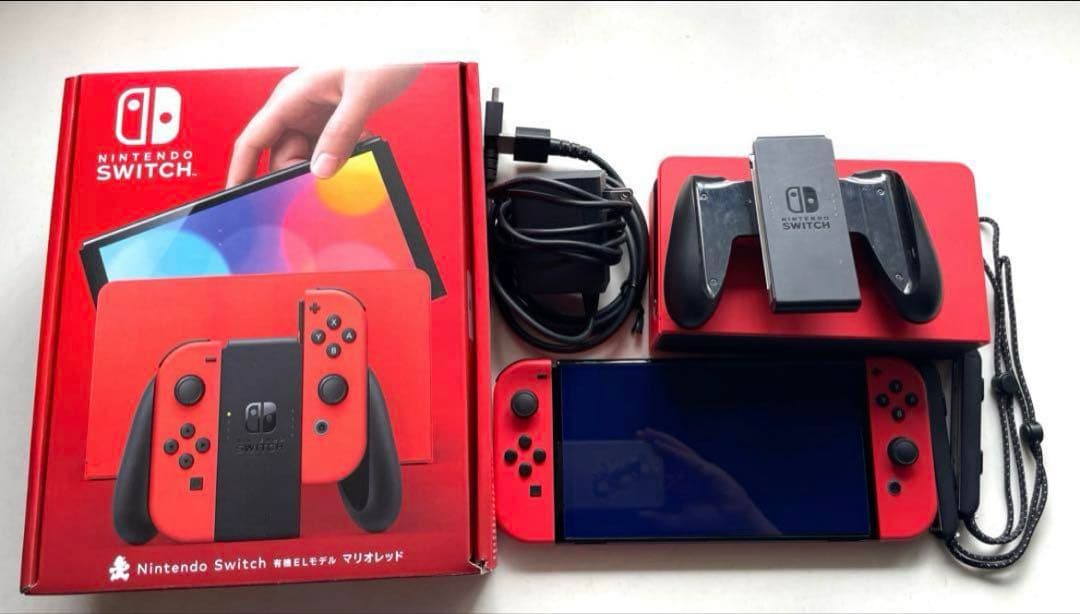 【箱保証書付】Nintendo Switch 有機ELモデル 赤　ケース付き