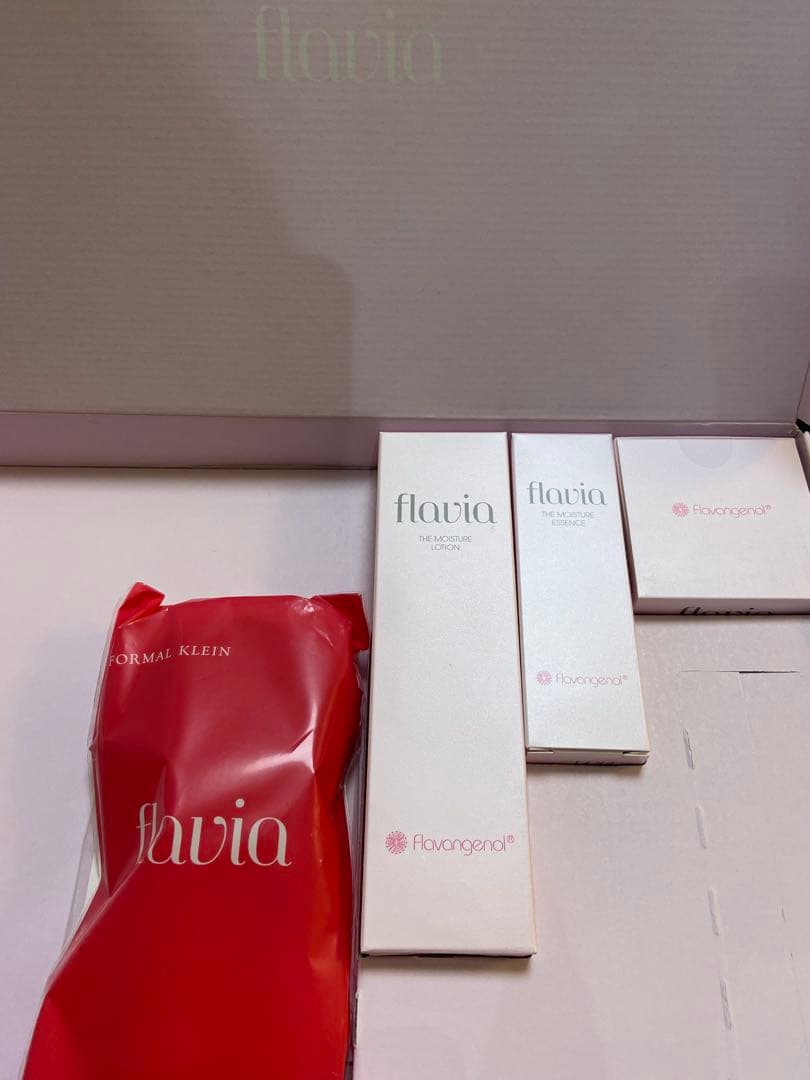 【新品未開封】flavia フラビア　ザモイスチャー基本3点キット×3回分