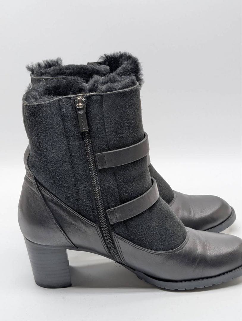 REGAL　ファー付きブラックムートンブーツ