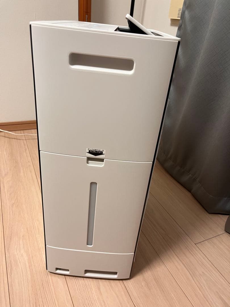 SHARP KI-TX70-W 加湿空気清浄機 シャープ　プラズマクラスター