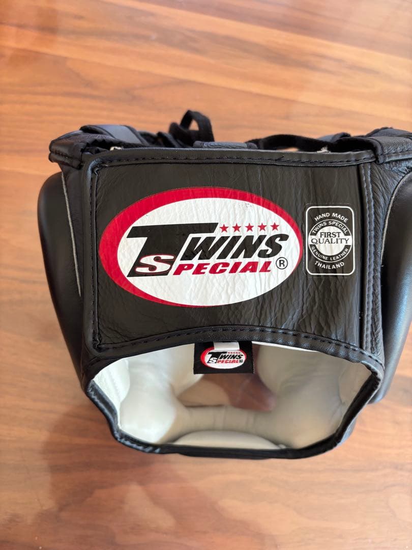TWINS ボクシングヘッドギア Lサイズ 黒　ツインズ