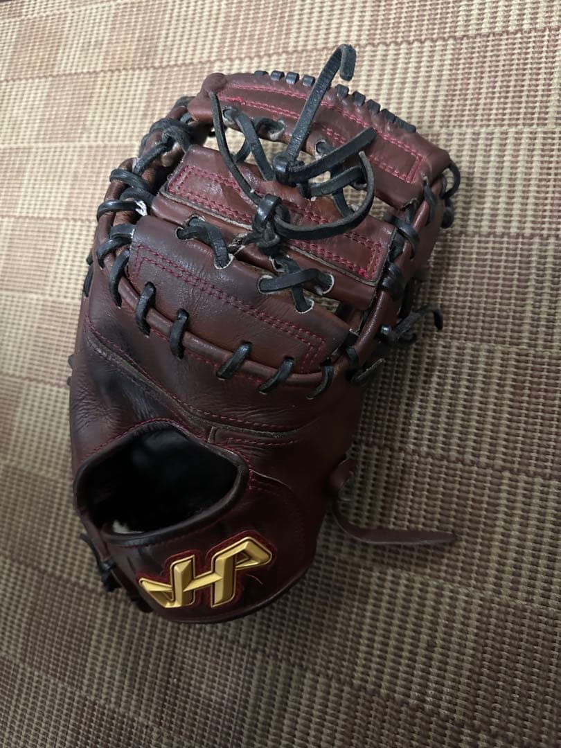 ハタケヤマ硬式ファーストミット　型抜群