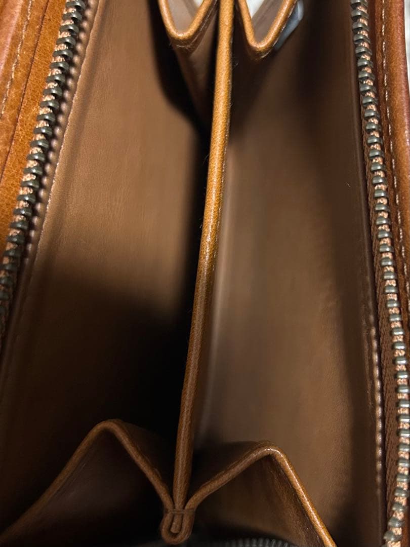 【最終価格】ゲンテン genten トスカ　二つ折り財布 ブラウン