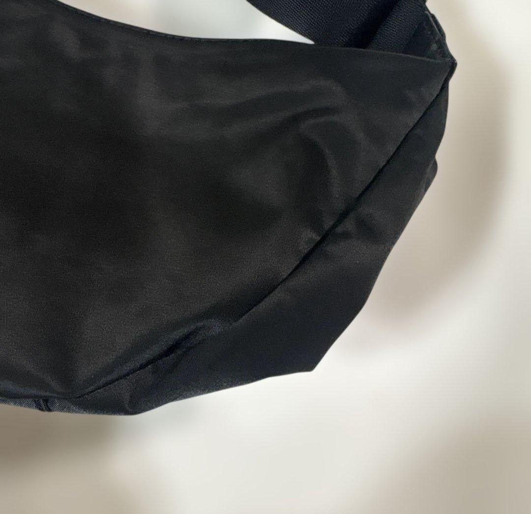 美品☆ラシット ナイロン ラウンドショルダーバッグ 金具シルバー