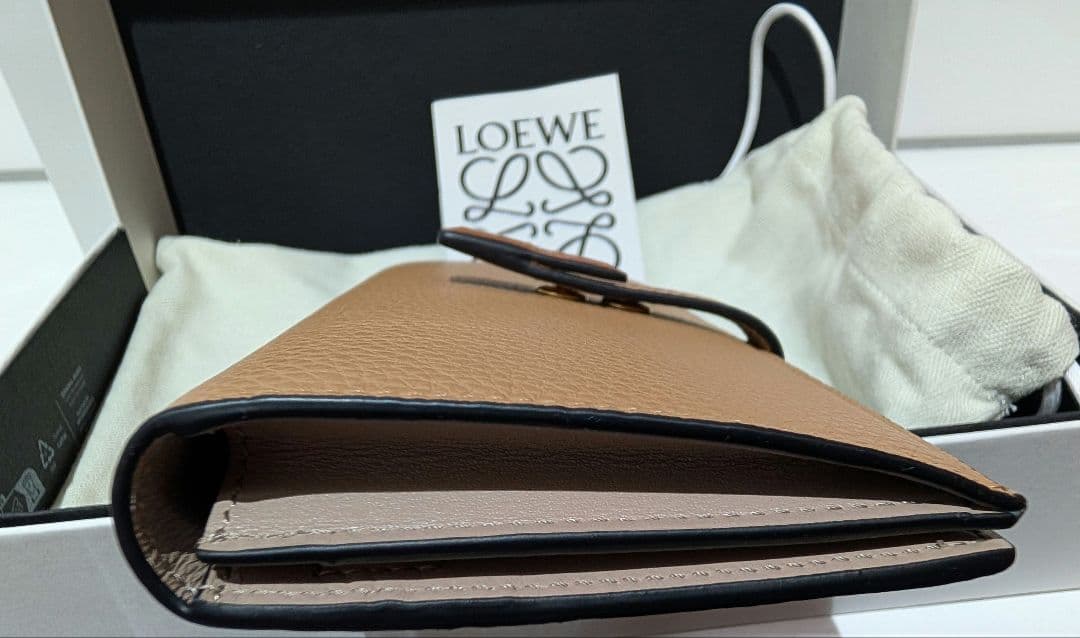 ゆ*き様 【新品未使用】LOEWE　長財布　ロエベ