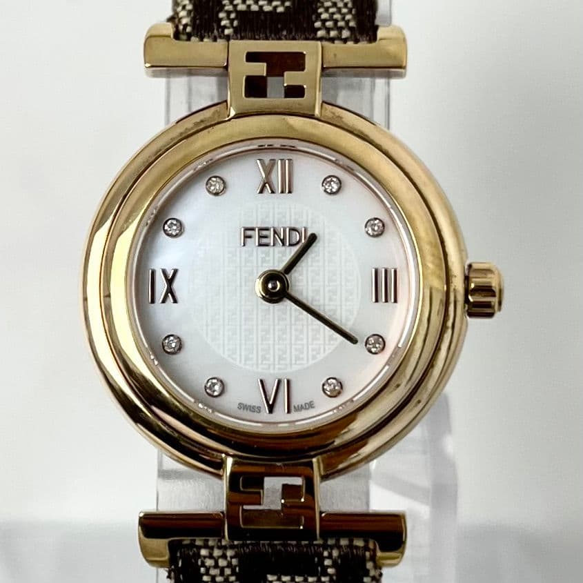【稼働】 FENDI 2700L ズッカ 8P ダイヤ シェル文字盤 腕時計