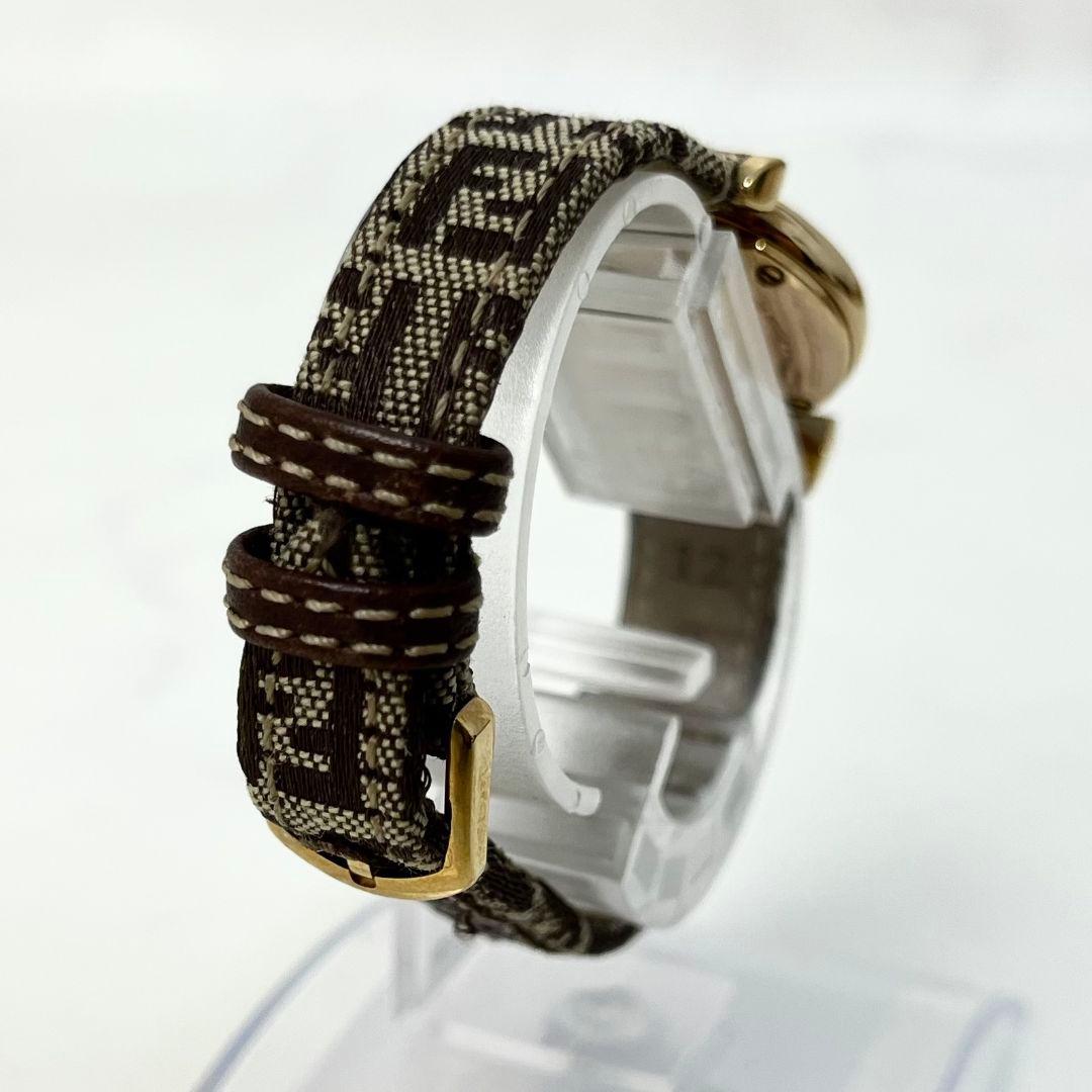 【稼働】 FENDI 2700L ズッカ 8P ダイヤ シェル文字盤 腕時計