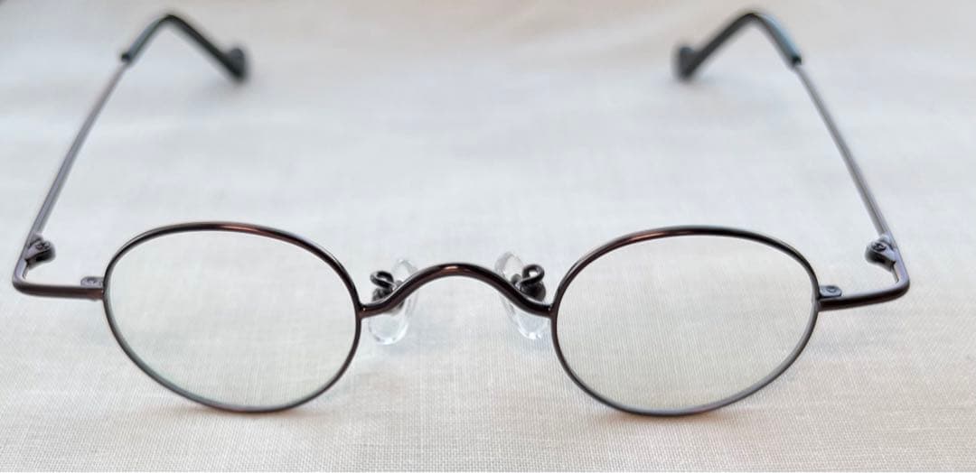 メタルフレーム　ウスカルメガネ　強度近視