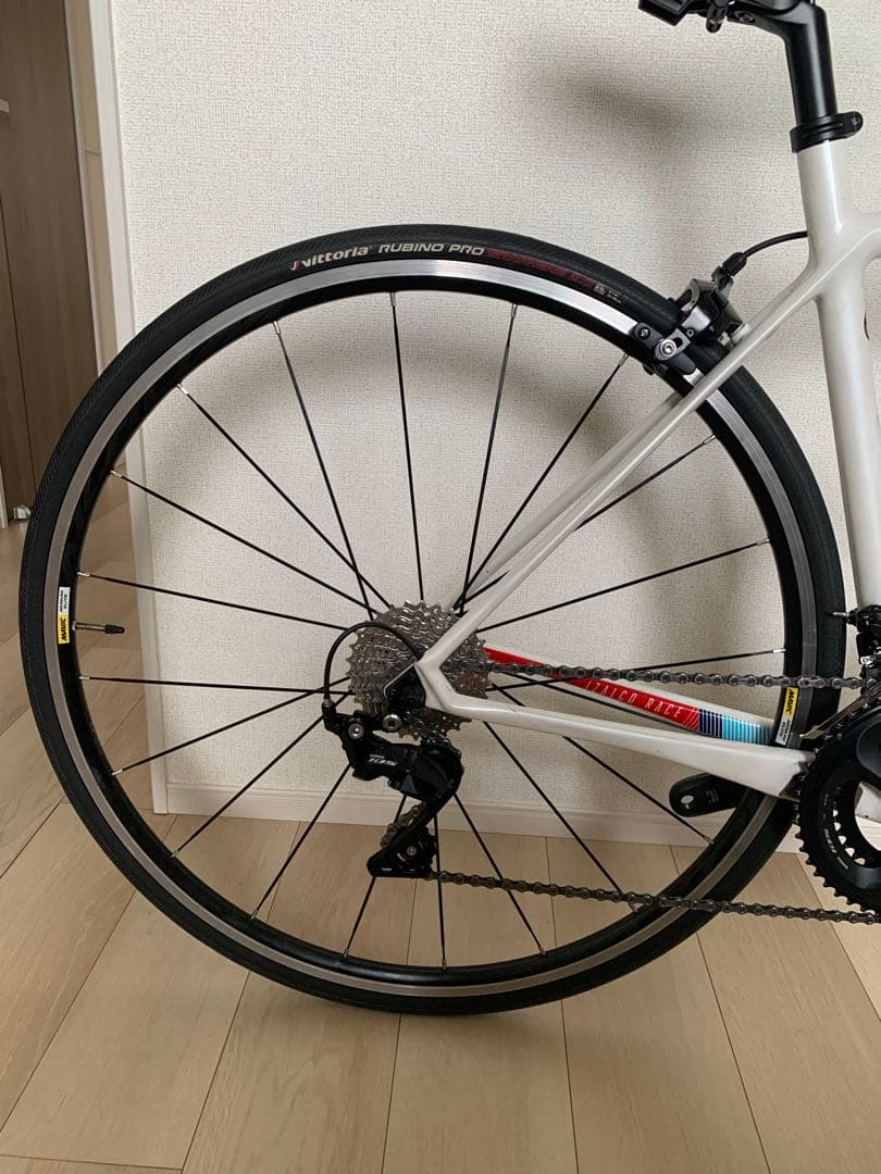 FOCUS IZALCO RACE9.7 2019式 ロードバイク 自転車