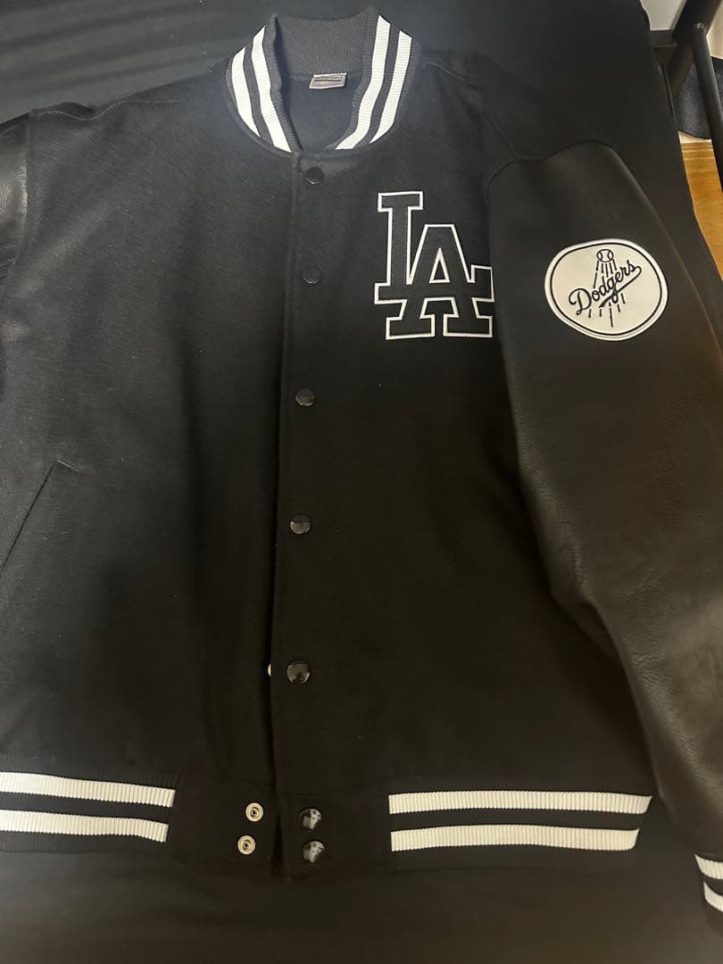 LAドジャーススタジャン