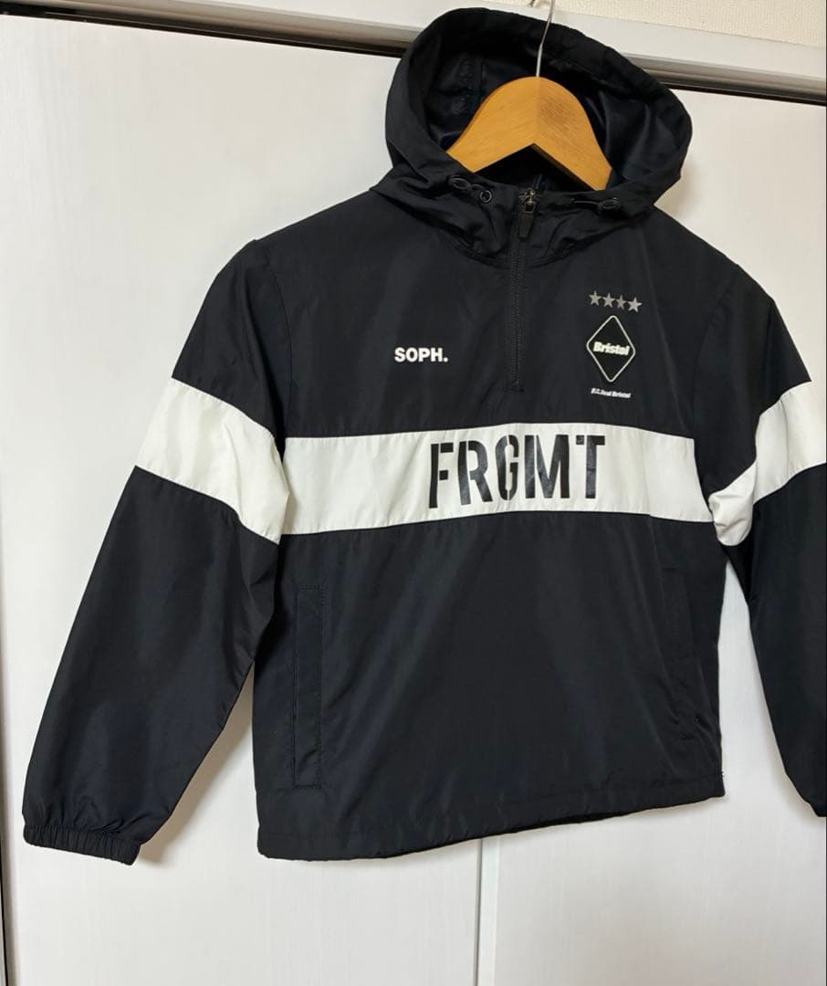 ジャケット・ブルゾン FCRB TRAINING ANORAK SPONSORED FRGMT130