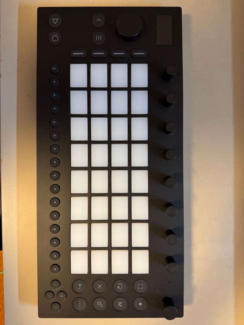 Ableton Move MIDIコントローラー ブラック