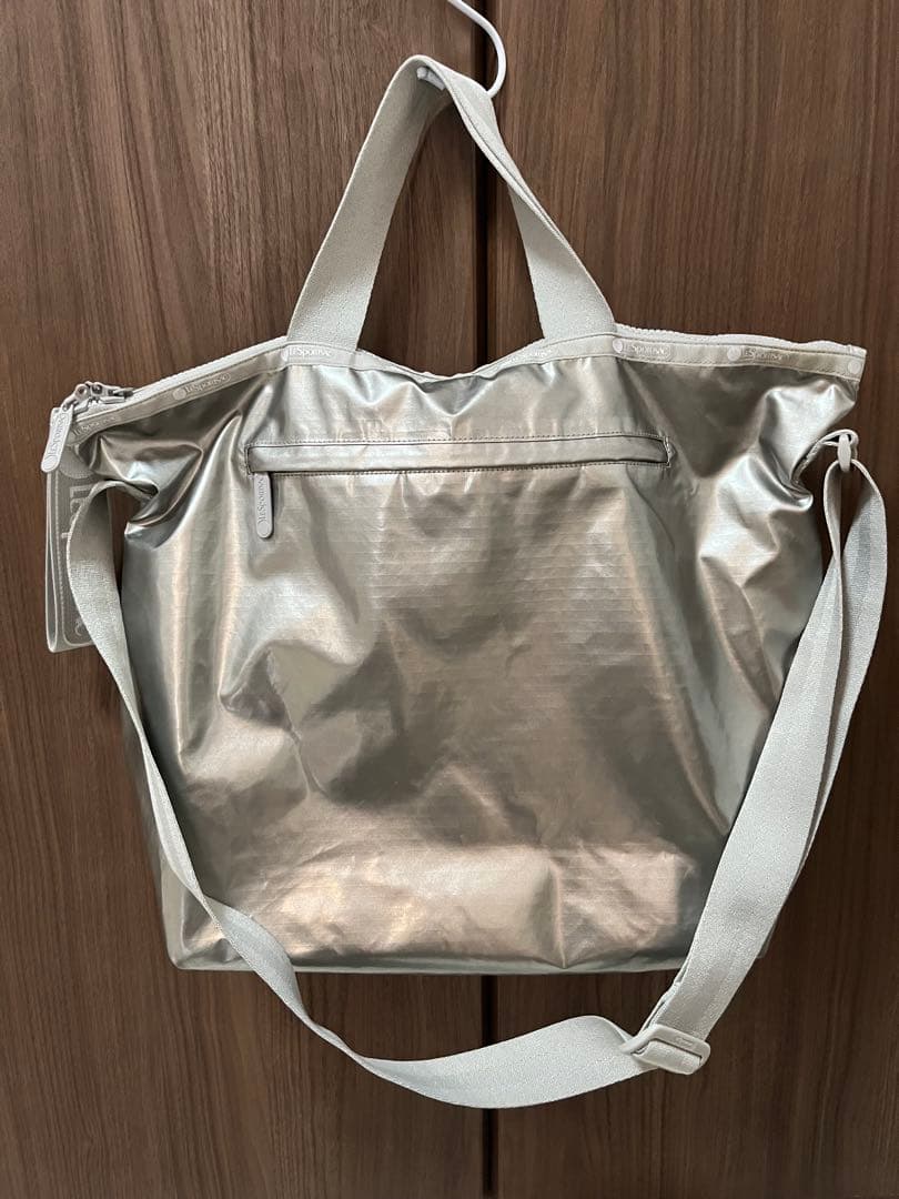 ひとりっぷ　LeSportsac GOOD DAY TOTE