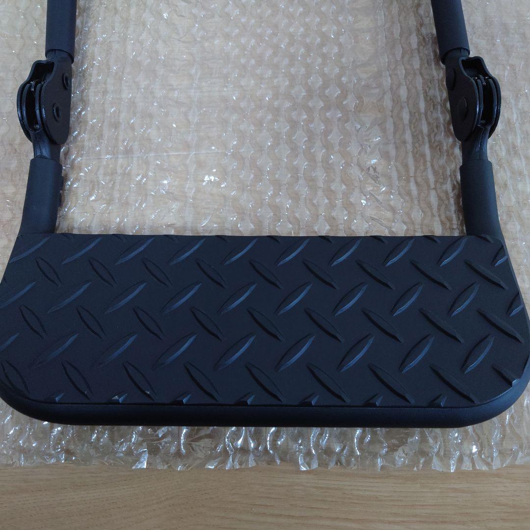 【美品】200系ハイエース　フットレスト