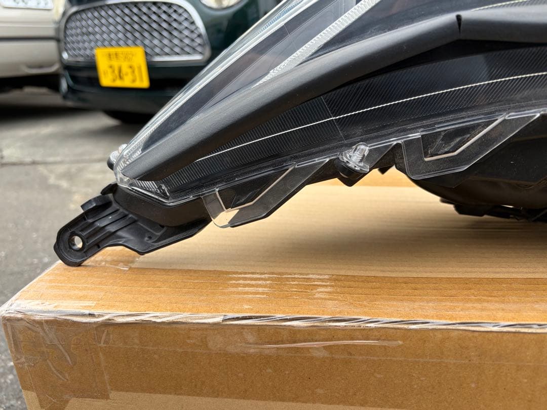 トヨタRAV4 ラヴフォー中古