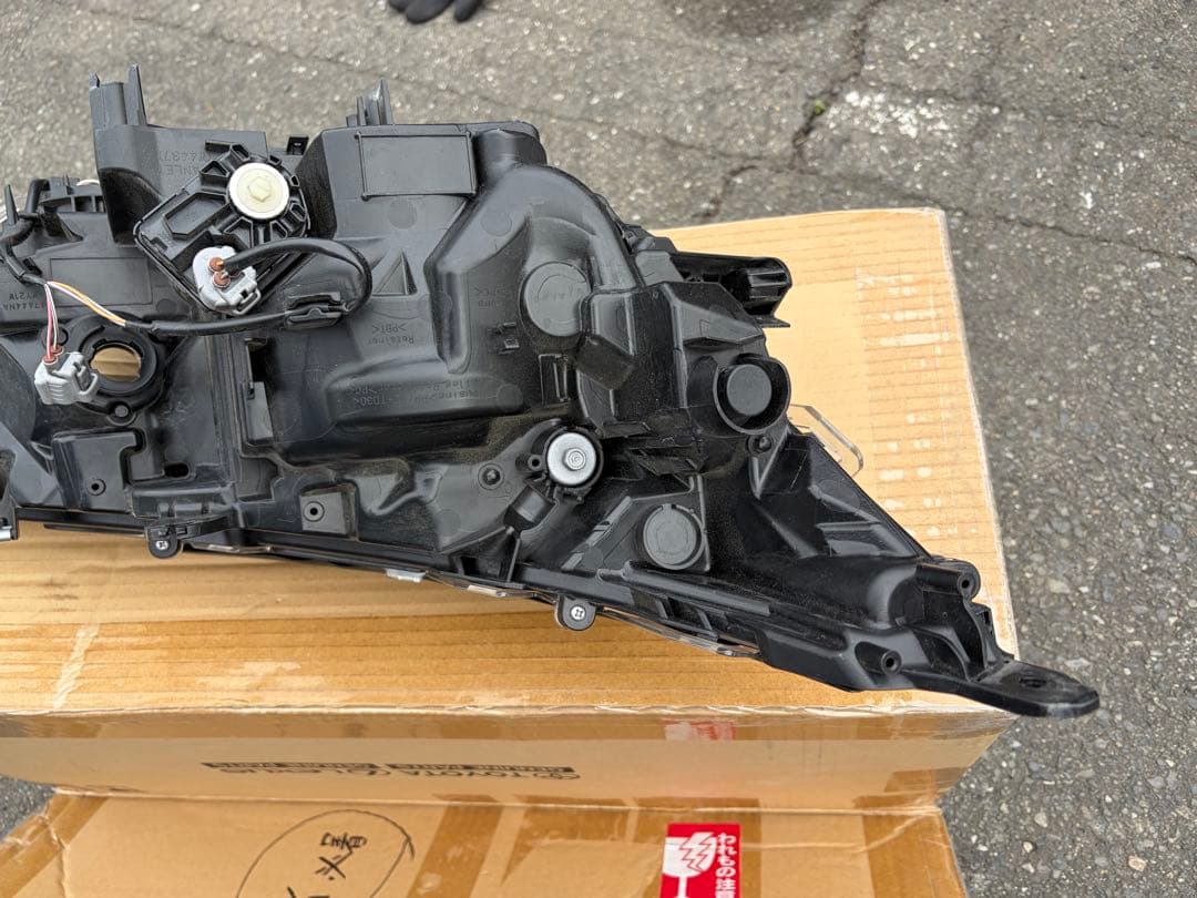 トヨタRAV4 ラヴフォー中古