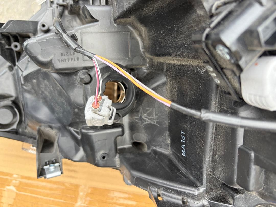 トヨタRAV4 ラヴフォー中古