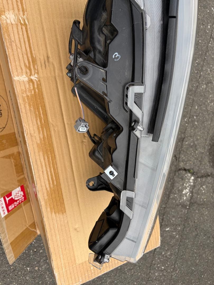 トヨタRAV4 ラヴフォー中古