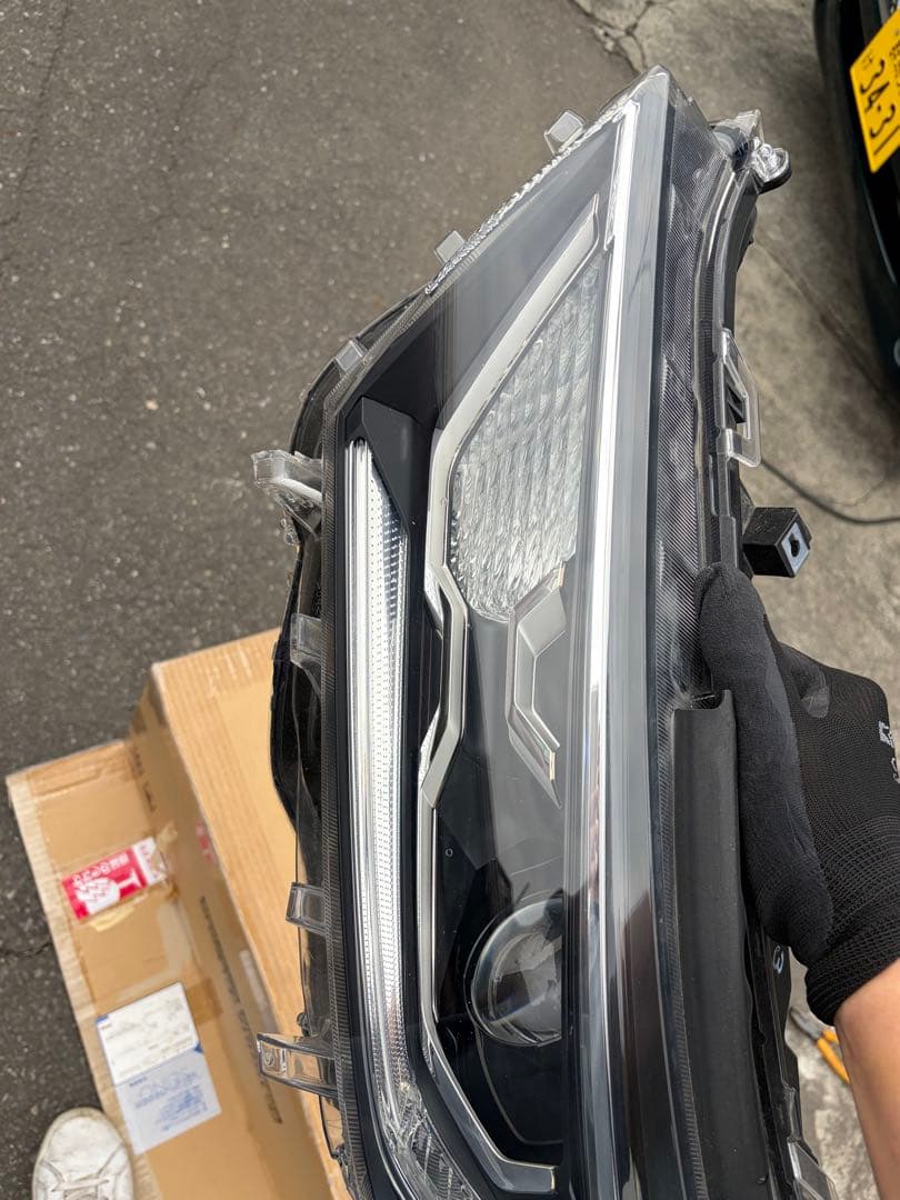 トヨタRAV4 ラヴフォー中古