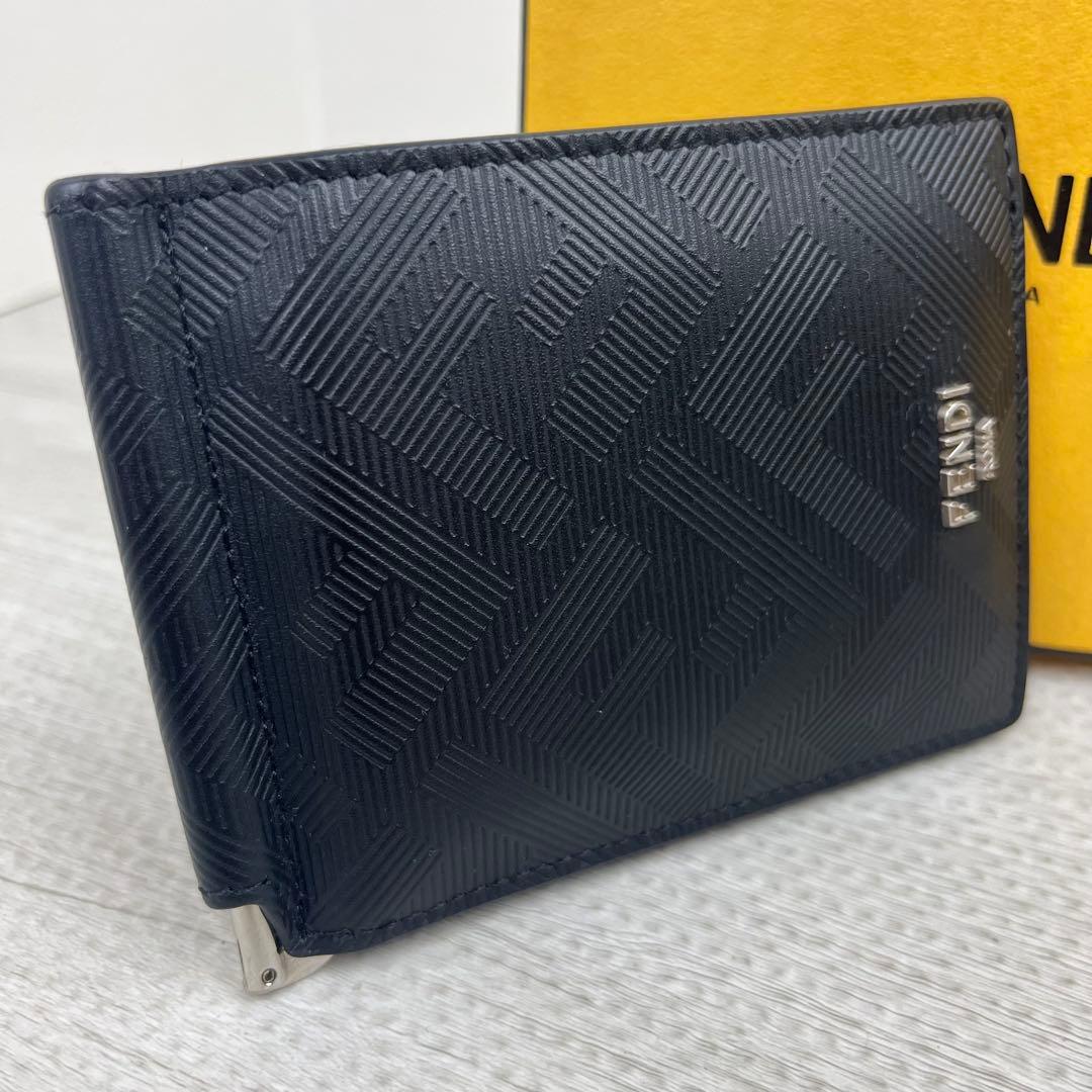 美品✨フェンディ 7M0281 シャドウカードホルダー マネークリップ ズッカ柄