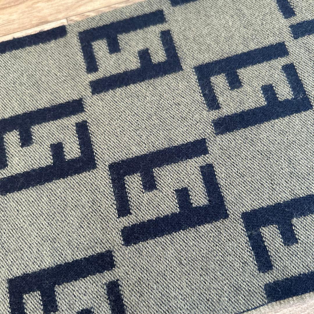 FENDI ロゴマフラー 希少