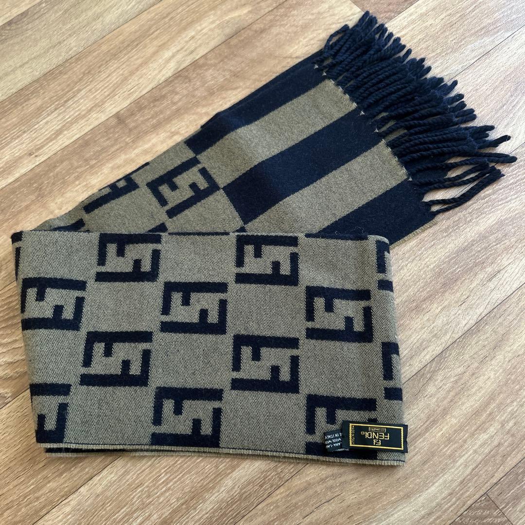 FENDI ロゴマフラー 希少