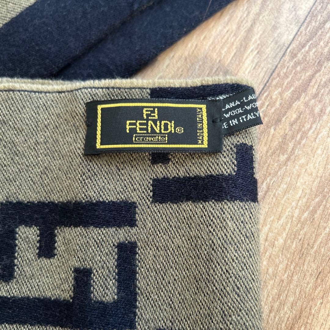 FENDI ロゴマフラー 希少