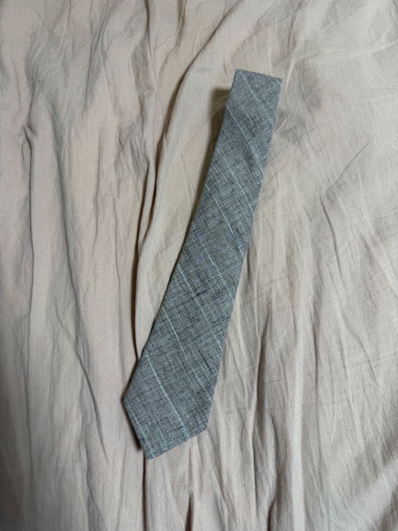 ブルネロクチネリ　ネクタイ